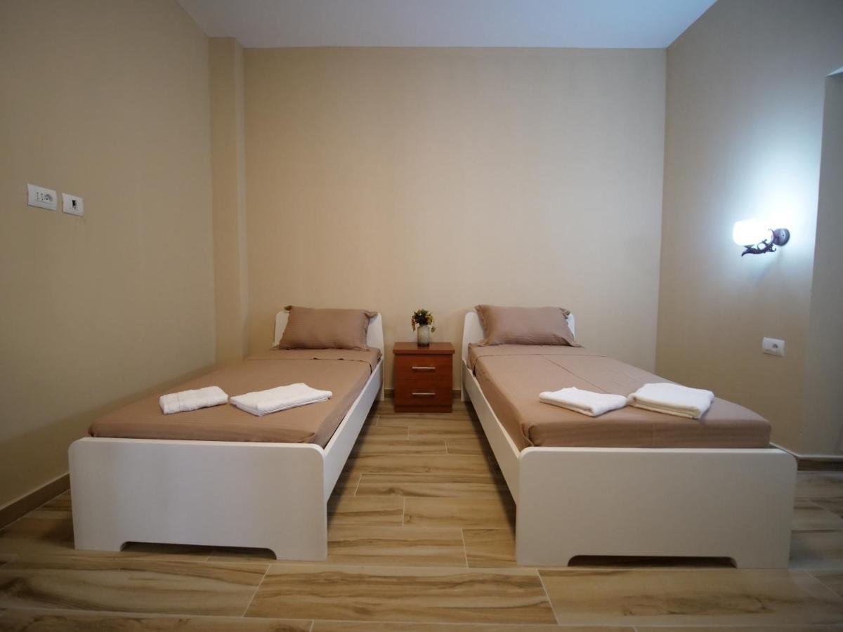 Hanna & Solei Hotel 베라트 외부 사진