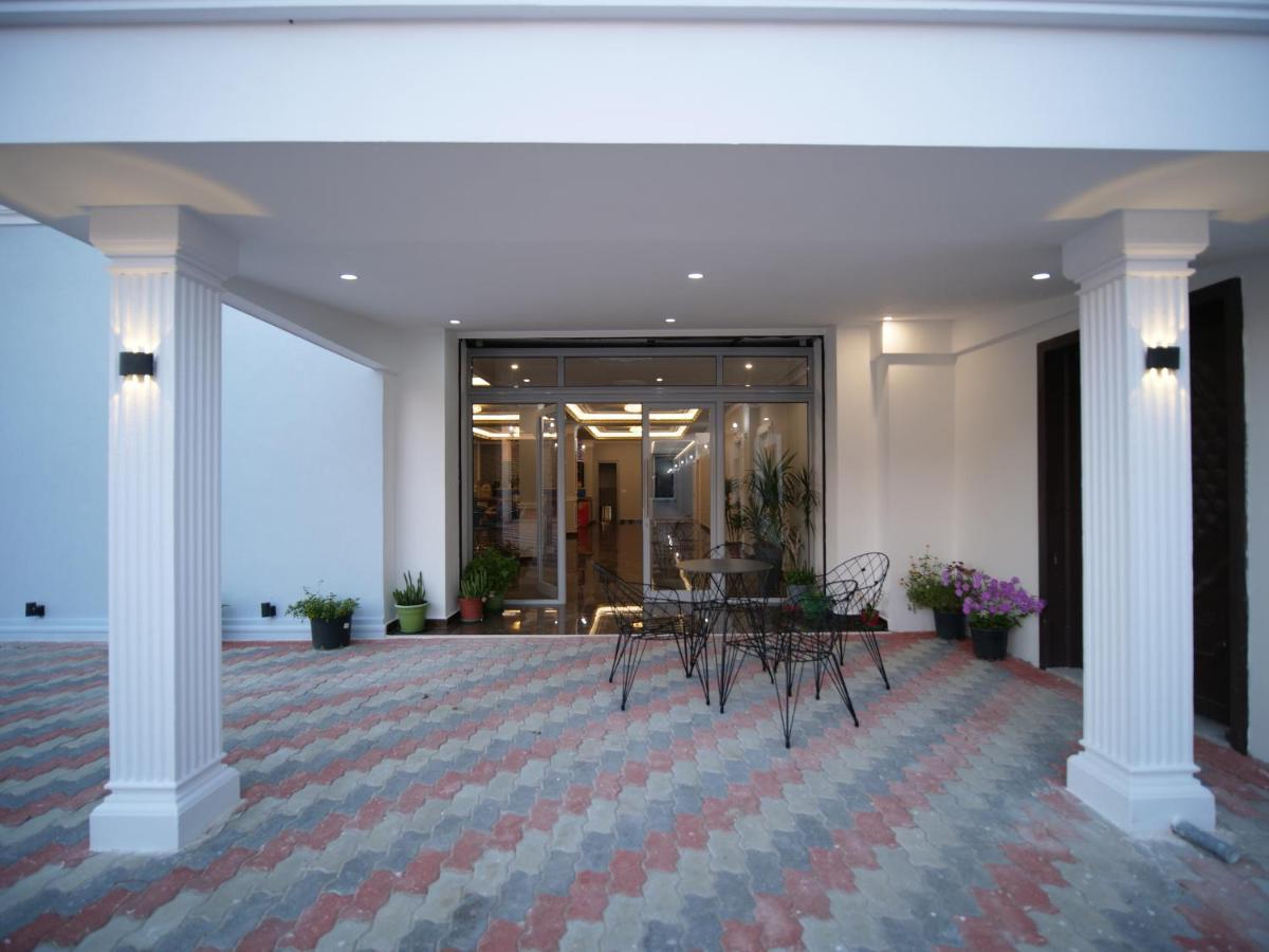 Hanna & Solei Hotel 베라트 외부 사진