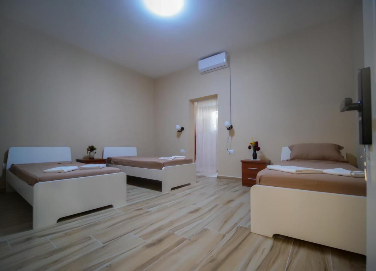 Hanna & Solei Hotel 베라트 외부 사진