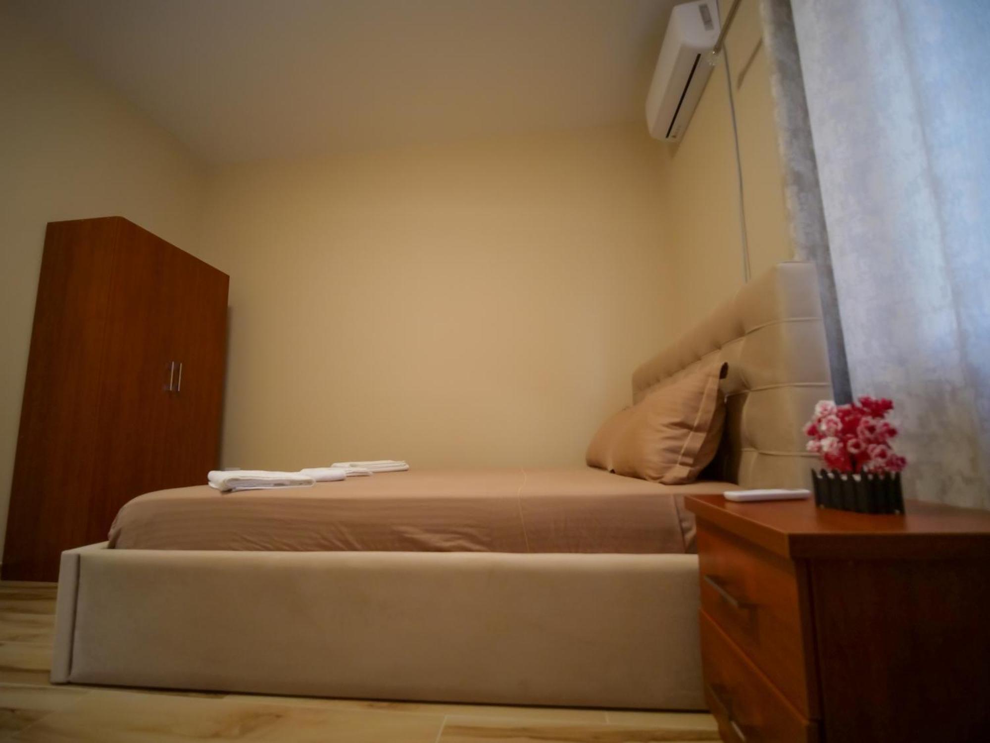 Hanna & Solei Hotel 베라트 외부 사진